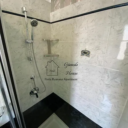 Gianedo House - Porta Romana Apartment *